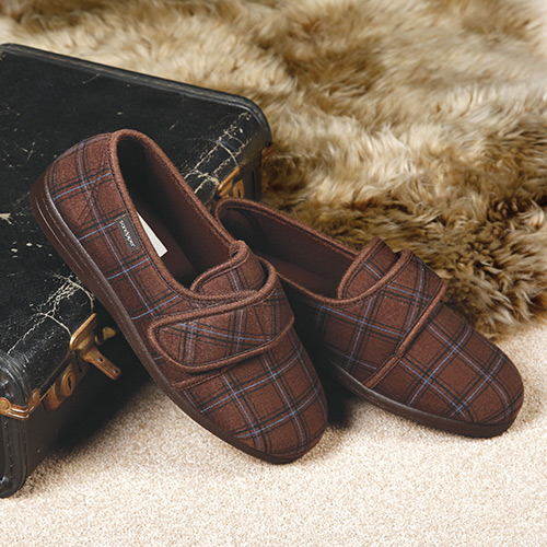 Men's Extra Wide Slippers